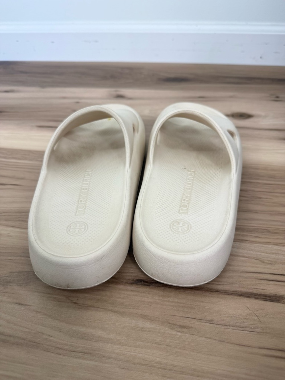 Tory Burch Cream Shower Slide Sandals - Picture 7 of 7